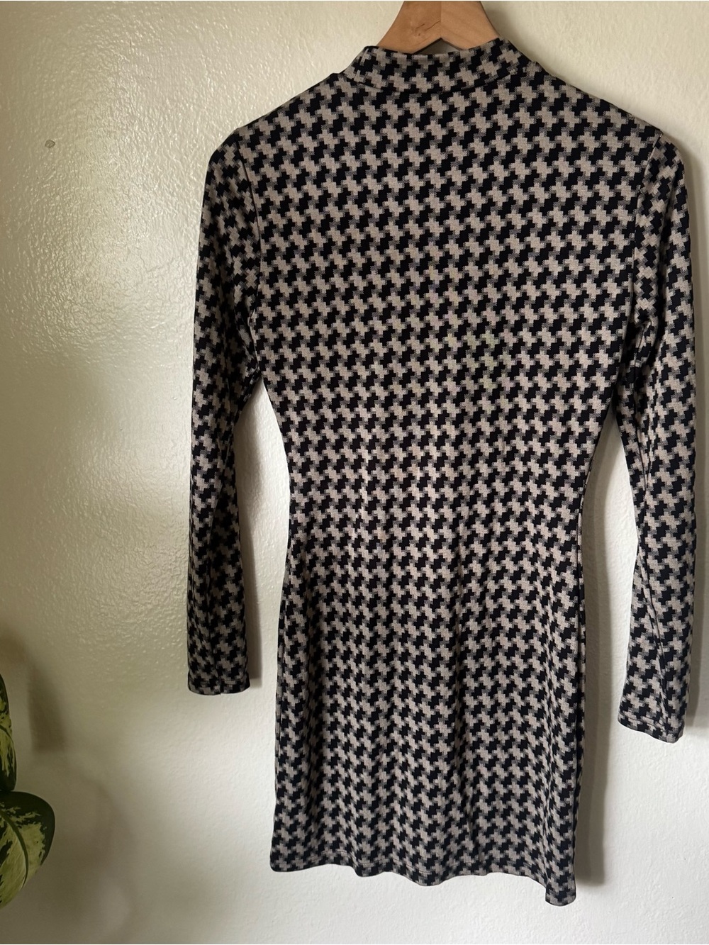 Lulus | Cool Girl Status Black Print Mock Neck Long Sleeve Mini Dress - Picture 6 of 7